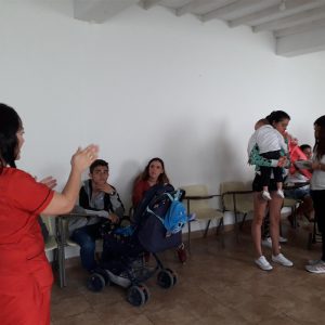 Fundacion-con-las-manos-de-maria-y-jesus4